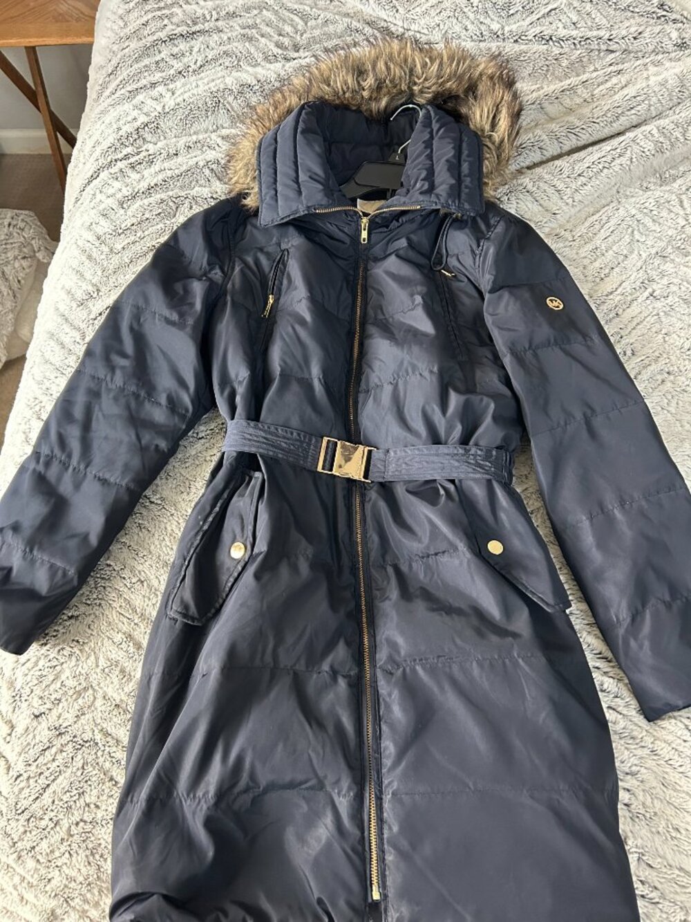 MICHAEL Michael Kors Women’s Long Belted Puffer Coat Faux Fur Hood – L